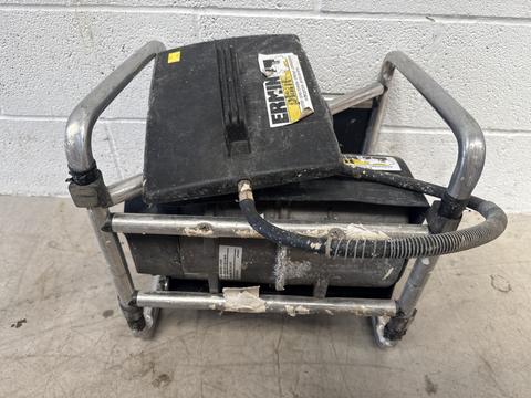 https://ams.uk/img/2959/74022/480/ff016008-8592-4642-9a8e-b6f163e935bc.jpg
