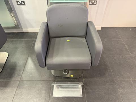 https://ams.uk/img/3114/74022/480/2d922a3f-c552-4021-8ce9-9a2eee344b2f.jpg