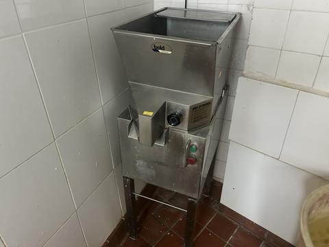 https://ams.uk/img/3206/74022/480/ec0e0b0d-4a16-454b-bbd2-e86d2a4fecb1.jpg